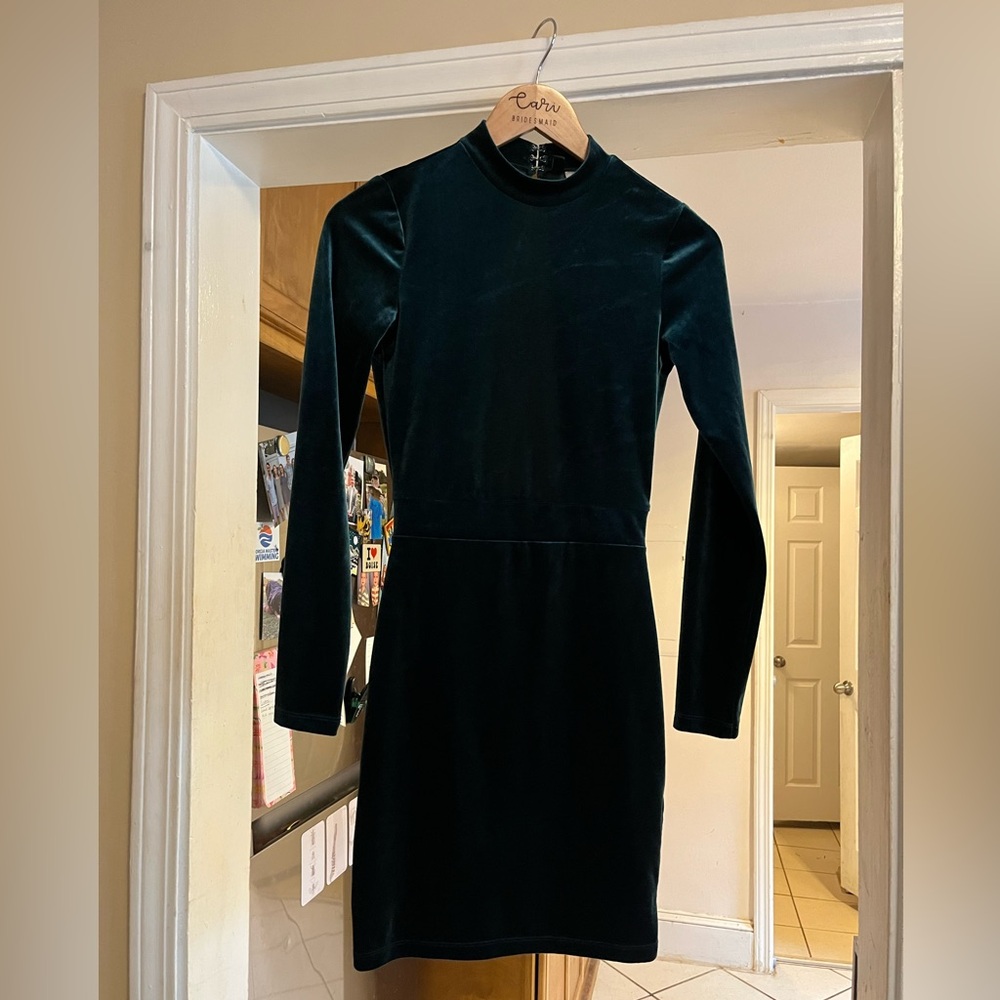 Elegant Green Velvet Dress